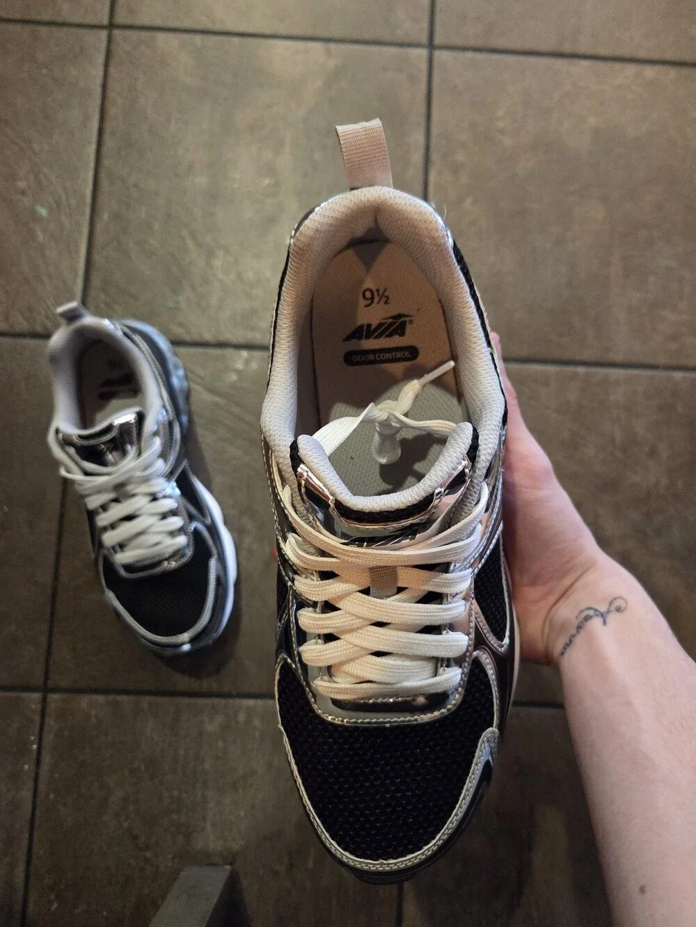 Avia Men’s Black and White Lace-Up Sneakers with Metallic Accents